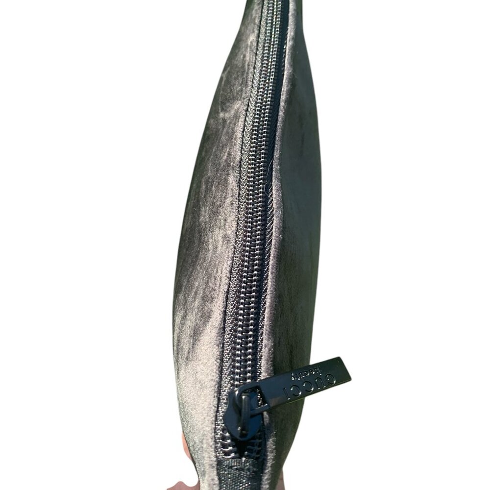 Gucci beauty Velvet Makeup Pouch - Picture 4 of 8